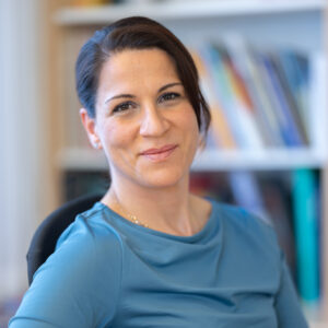 Frau Dr. med. Firouzeh Buitrago Tellez, Fachärztin Gynäkologie und Geburtshilfe, FMH